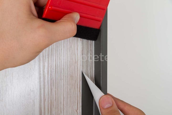 Adhesivo lamina Scandic Pine Chronos para decorar o reparar muebles de la furgoneta camper o caravana